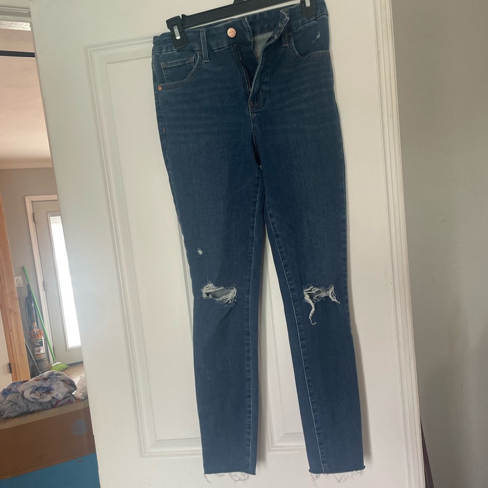 Brand new skinny high rise, ultra hyper stretch.   Tag shows Small fits 0/2/4